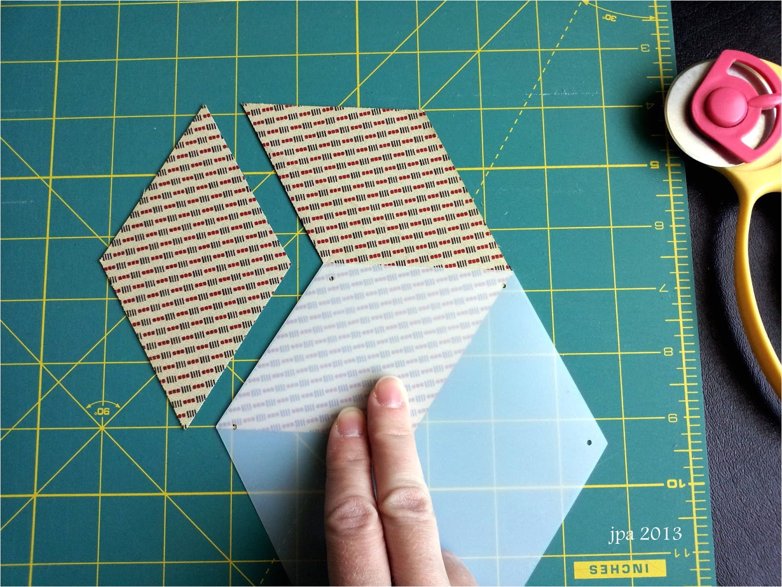 how to use honeycombs for english paper piecing