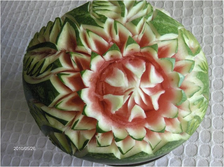watermelon carving 4